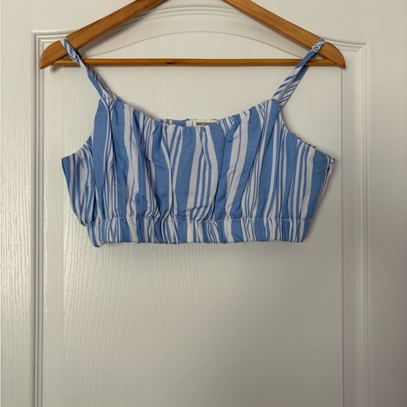 Linen blend Crop Top (Medium) - Picture 3 of 4